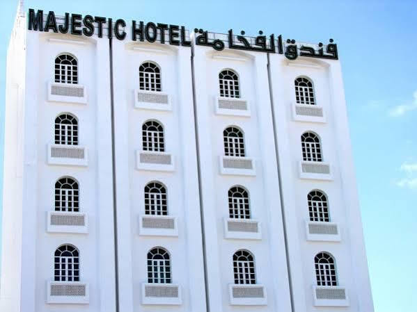 Majestic Hotel Wādī Kabīr Екстериор снимка